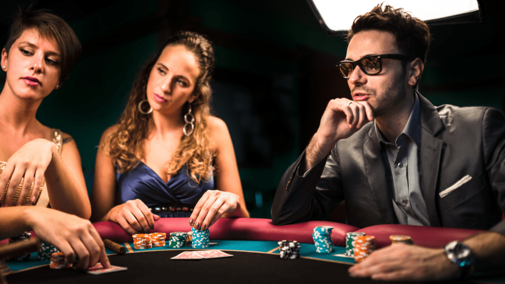 Reading the Table How Elite Players Decode Opponent Behavior for Strategic Success