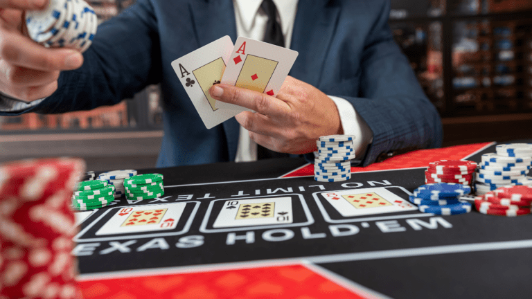 Table Talk and Timing Tells How Pros Extract Information in Real Time to Gain a Competitive Edge
